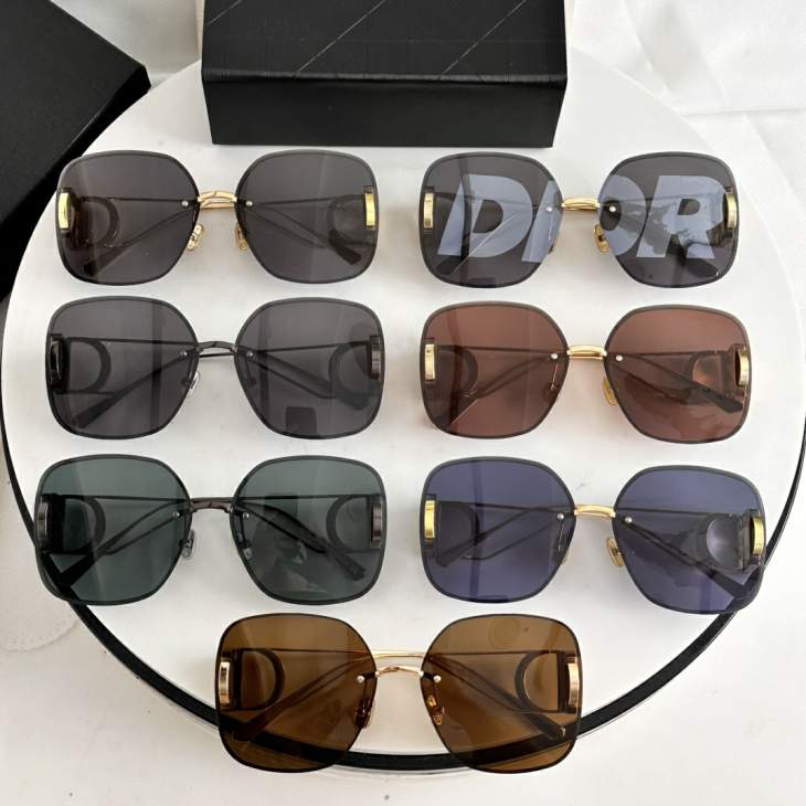 Picture of Dior Sunglasses _SKUfw77643909fw